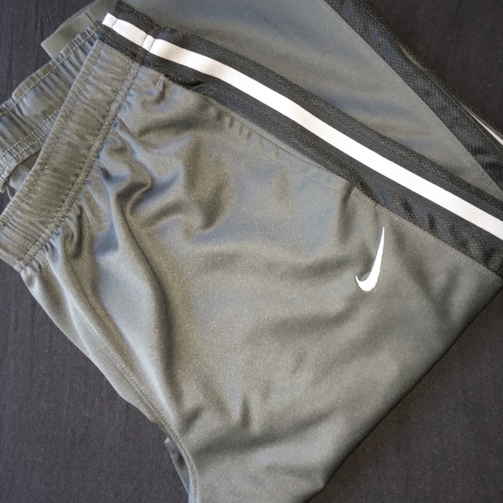 Nike athletic pant